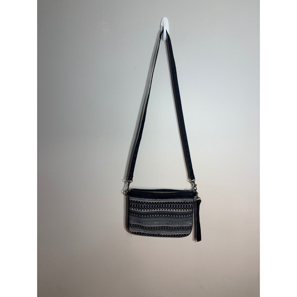 Calliope Black Gray Tribal Pattern Crossbody Purse‎ Bag With Tassel - Picture 2 of 4